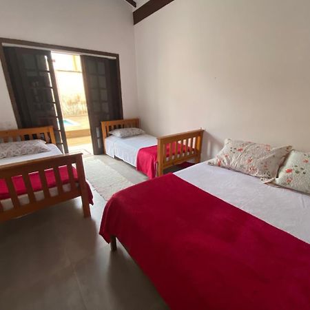 Suite Com Piscina ปาราตี ภายนอก รูปภาพ